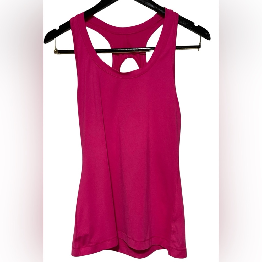 Athleta Tank Top With Keyhole Back In Women's Size S